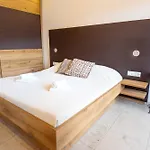 Poellmuehle Penthouse By Alpine Host Helpers Apartment